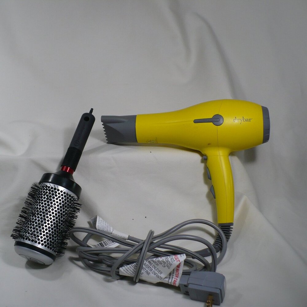 Drybar Salon Ceramic Ionic Hair Blow Dryer 1875 watts plus Technique Brush